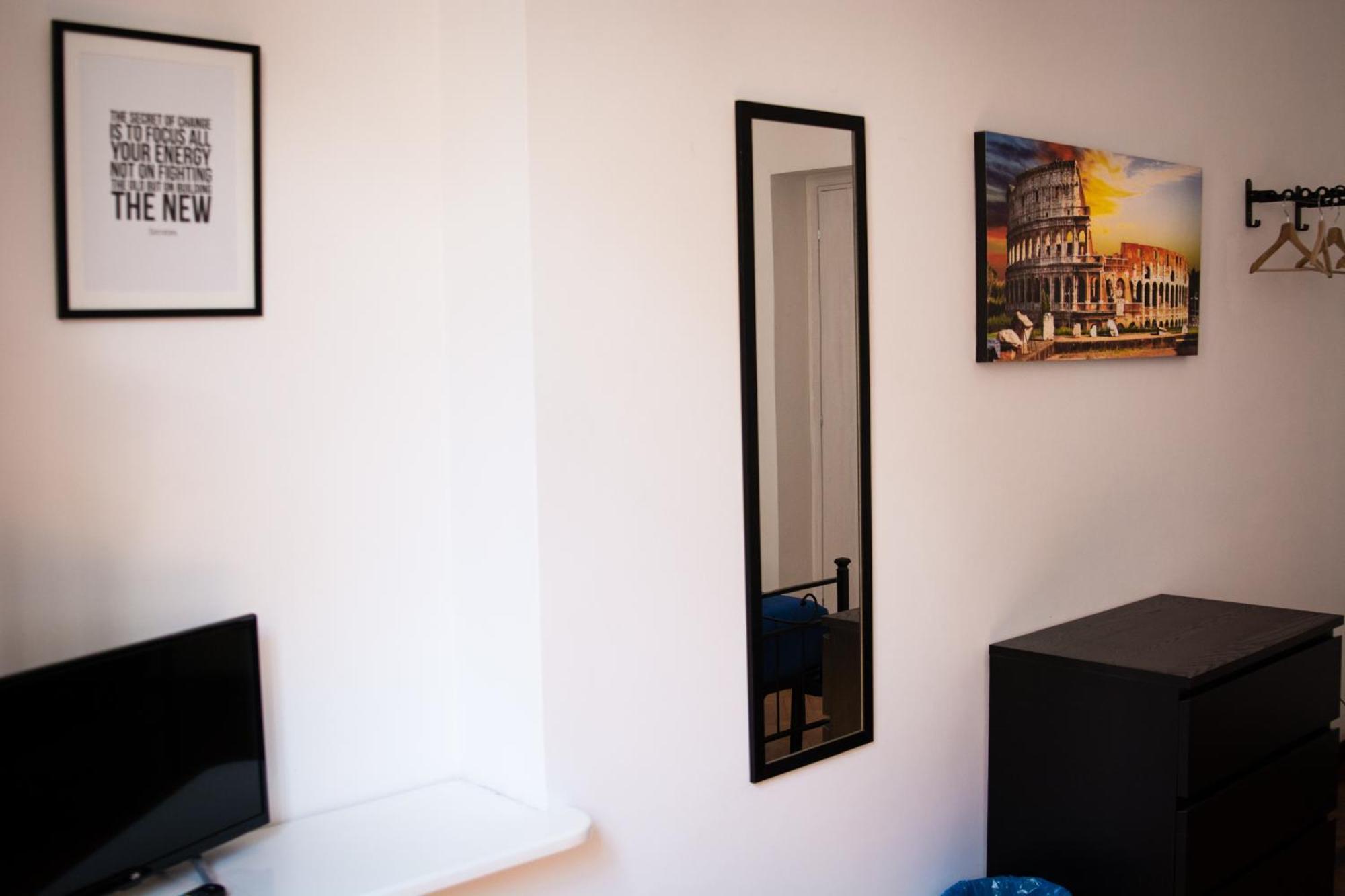 Apartamento Ezio House *